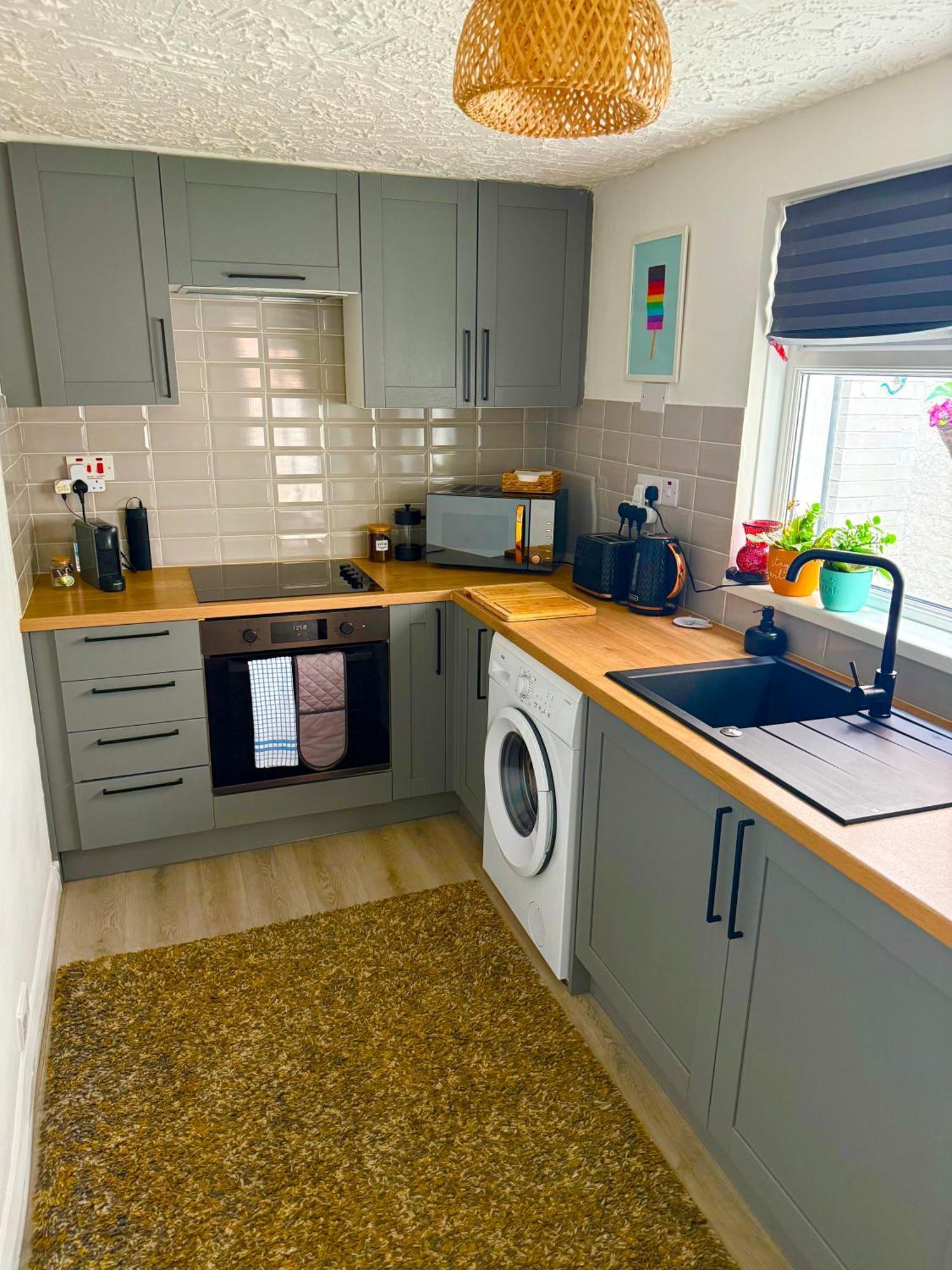 Bloom19 Traditional Belfast Entire House 10 Mins From City Centre Экстерьер фото